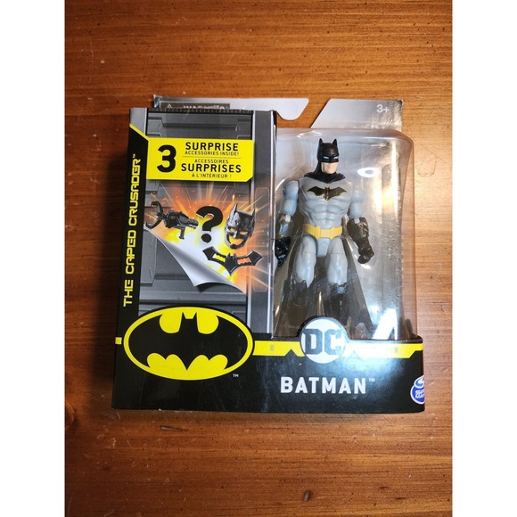 **New** 4" Spin Master Batman Figure With 3 Mystery Accessories DC Comics - Picture 1 of 2